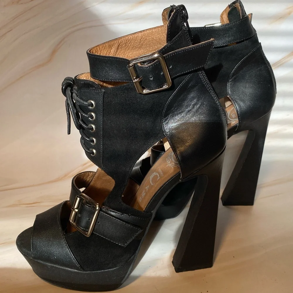Jeffrey Campbell Black Lace Up Chunky Heels - Picture 6 of 6